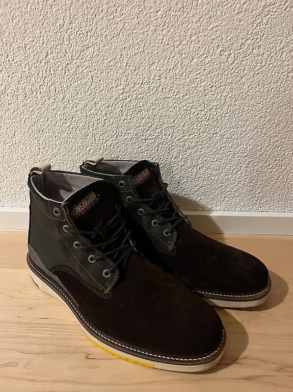 Scarpe da uomo: NAPAPIJRI Schnürstiefelette Gr.44 – Usato da Wädenswil venduto da HorstHorstmann
