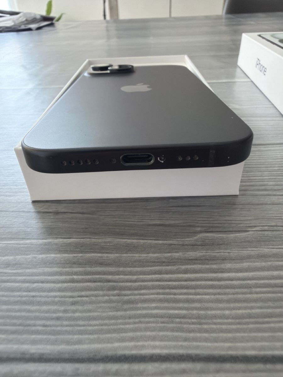 Apple Handys / Smartphones: Iphone 15 128GB Black – Gebraucht aus Seengen von jordi89 6
