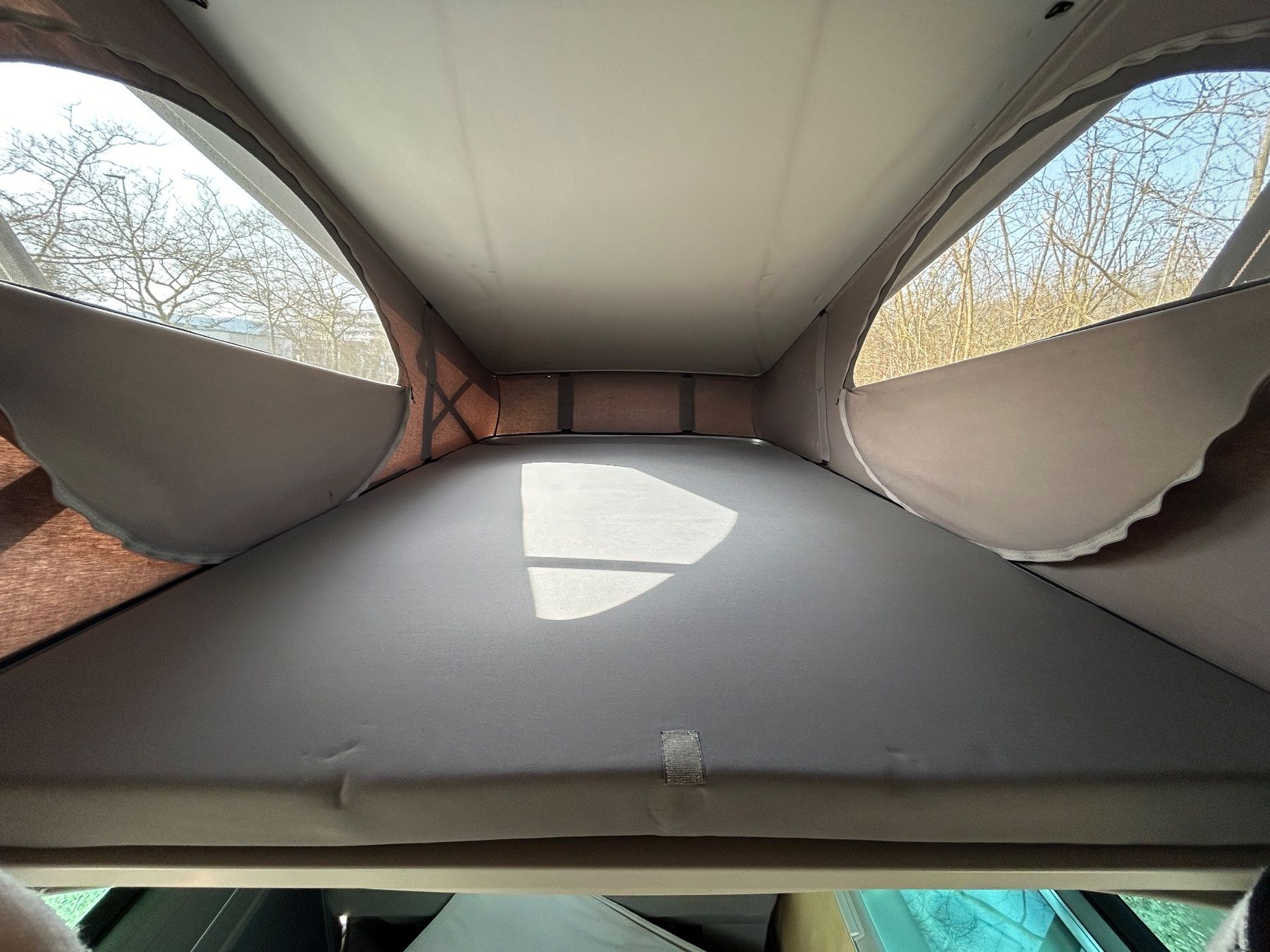 VW Veicoli da campeggio: VW T5 California Camper ab Mfk – Usato da Wettingen venduto da Sell_23 9