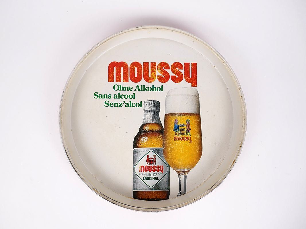 Dessous de verre: Service Tablett – D'occasion à Urtenen-Schönbühl par Restwert_Schoenbuehl 1