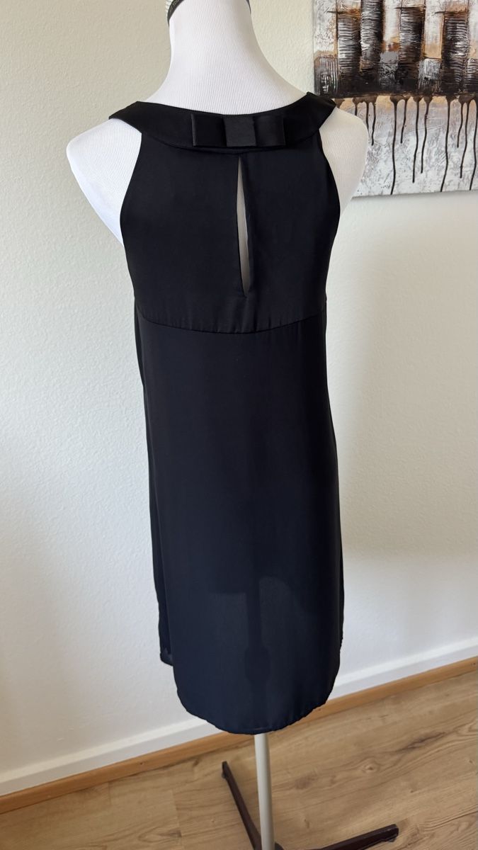 H&M Robes: Festliche Kleid Gr. 38 – Neuf (Voir description) à Schaffhausen par Fixier 4