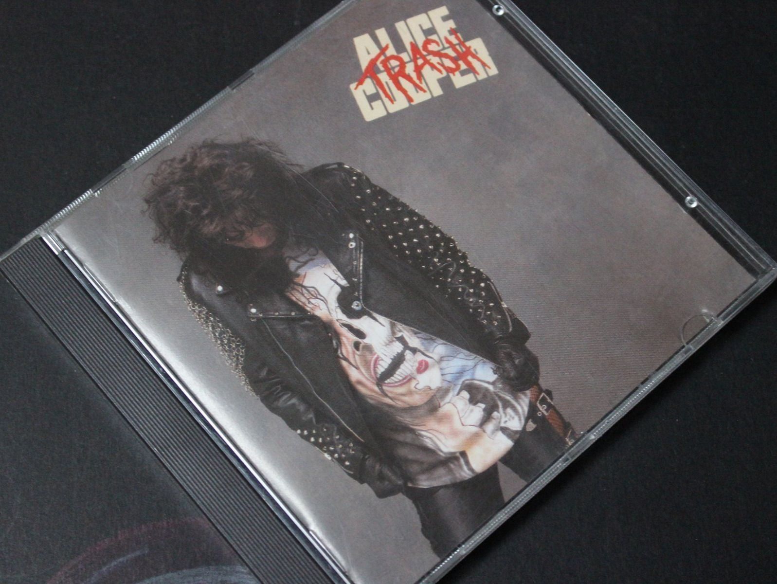 CDs: ALICE COOPER - TRASH (inkl. Top-Hit "Poison") CD 1989 – Gebraucht aus Tübach von JamesStone