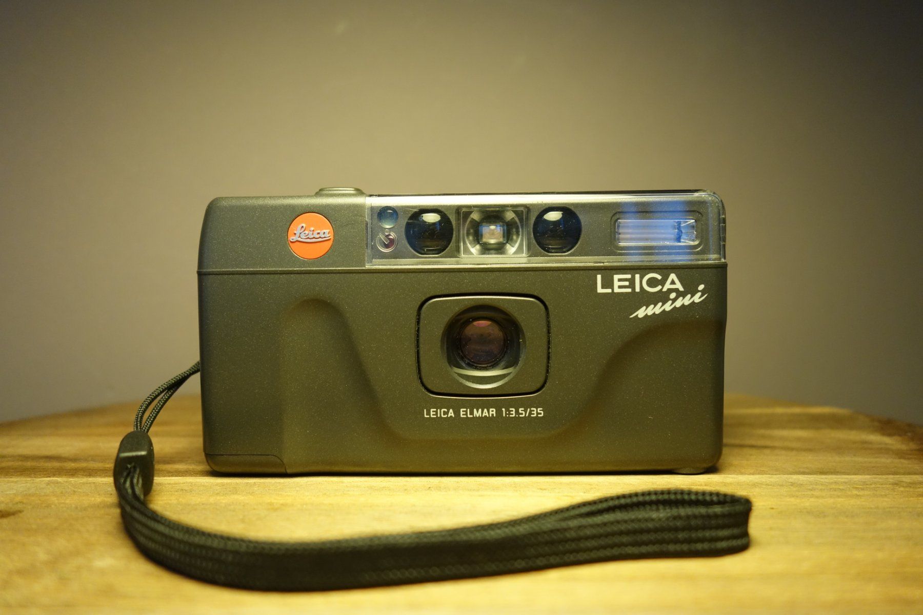 Leica Fotocamera: Leica Mini Elmar 1:3.5 35mm – Usato da Bern venduto da Phandora 1