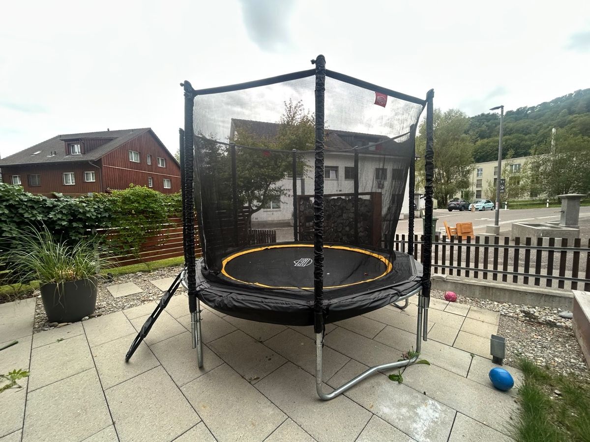 Trampolini: Trampolin Berg – Usato da Winterthur venduto da Debatte 8