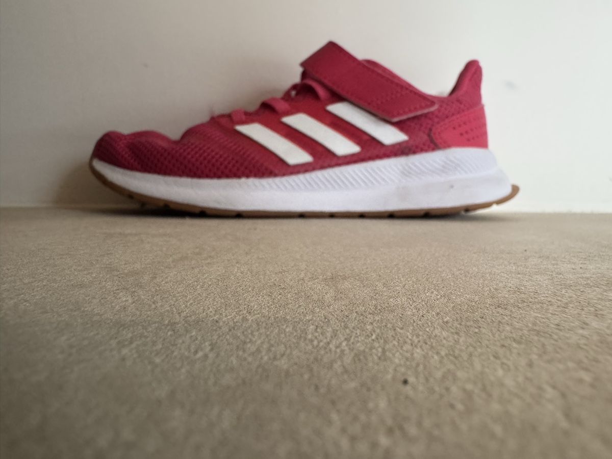 Adidas Schuhe für Mädchen: Turnschuhe – Gebraucht aus Klosters von ste_5crp 1