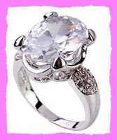 Wow, Ring mit grossem Zirkonia