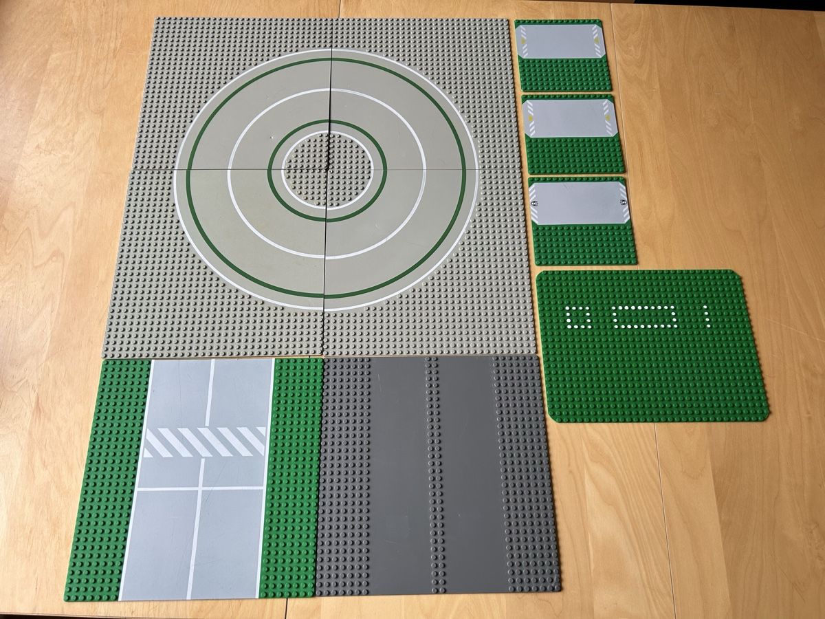 Lego Jeux de construction: LEGO Strassenplatten, Divers – D'occasion à Muri AG par DeLorean-DMC12