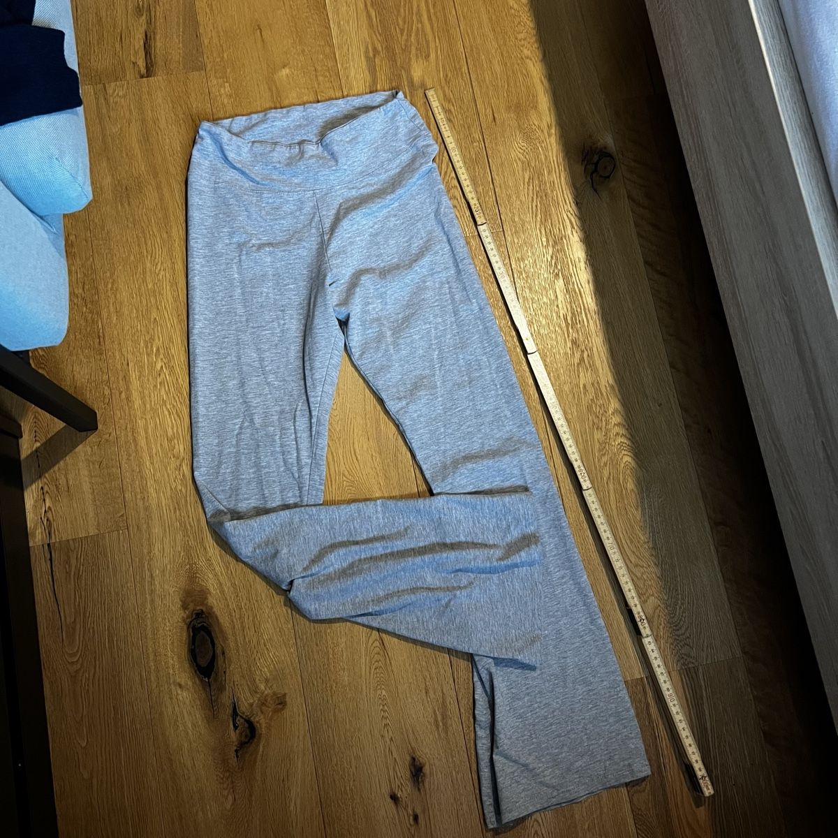 Primark Leggings: Bootcut/Flared Leggings Grau – Neu (gemäss Beschreibung) aus Chur von noe_mh8b