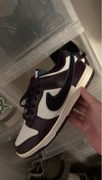 Nike Dunk Low Sneaker lila weiss akzeptabler Zustand