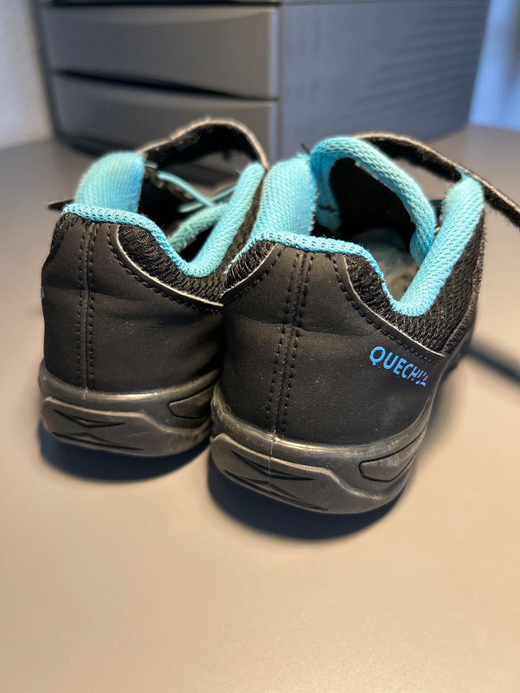 Decathlon Scarpe per ragazzi: Wanderschuhe Kinder GR. 31 Quechua – Usato da Boniswil venduto da sim_7zhp 1