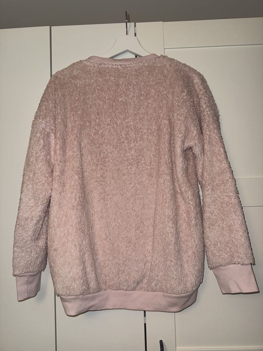 Maglioni & Felpe: Kuscheliger Flausch-Pullover Grösse S – Usato da Mörschwil venduto da Seegurke18 2