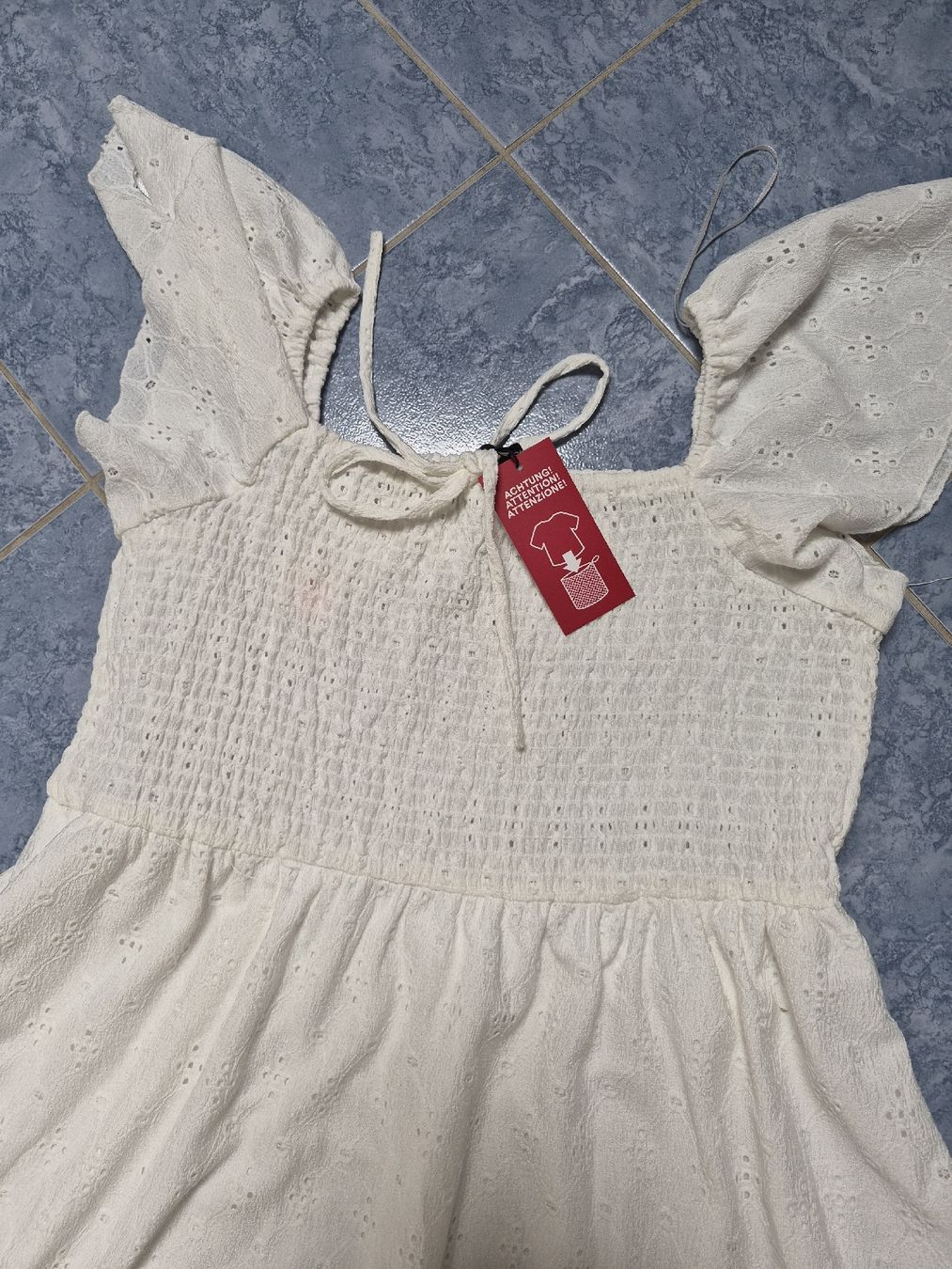 Robes: Damen kleid gr. XL – Neuf (Voir description) à Oberbuchsiten par selotius 2