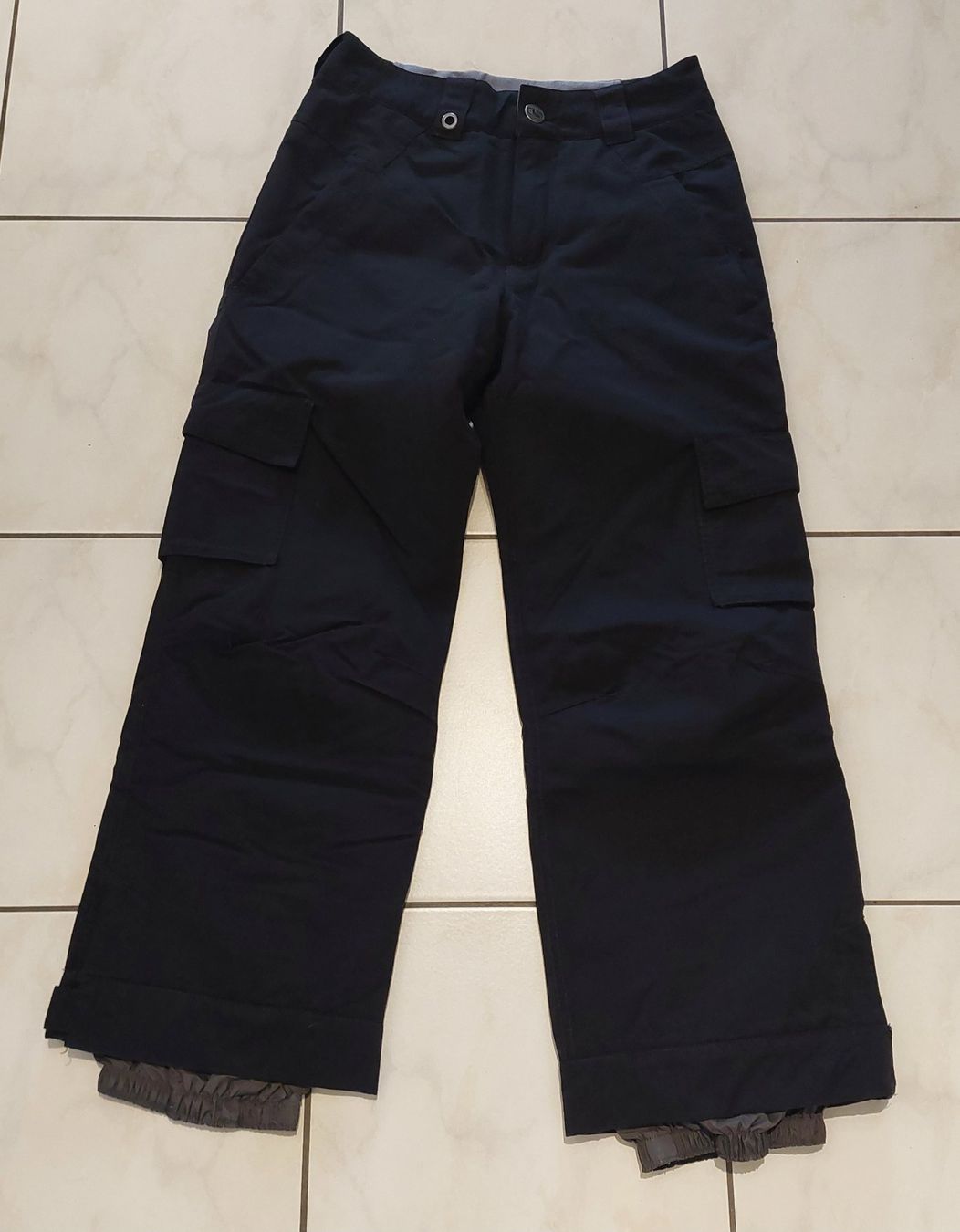 Pantaloni: Schnee/ Skihosen Gr.140 – Usato da münchenstein venduto da ewu_8lcz