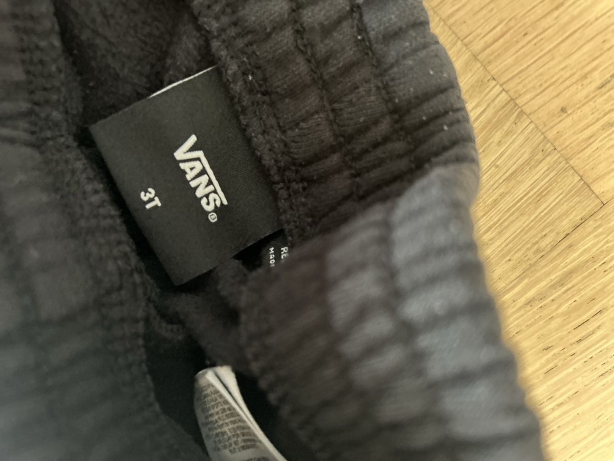 Vans Hosen: Vans Joggers 3T / 98 – Gebraucht aus Zollikon von JuRock 2