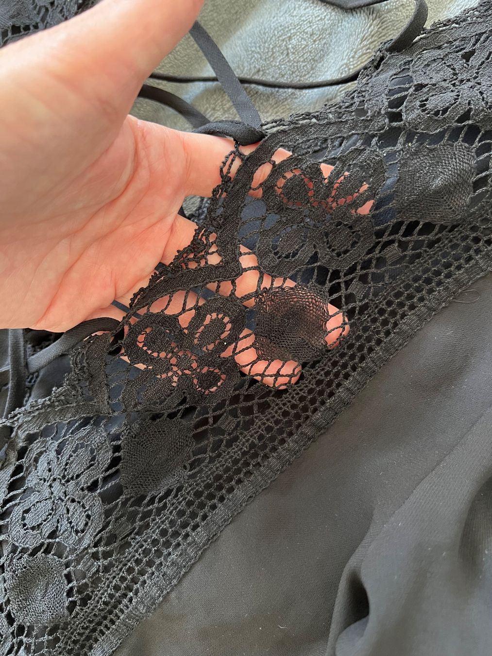 Sandro Vestiti: SANDRO, Robe noire légère à dentelle – Usato da Genève venduto da alfalfa 3