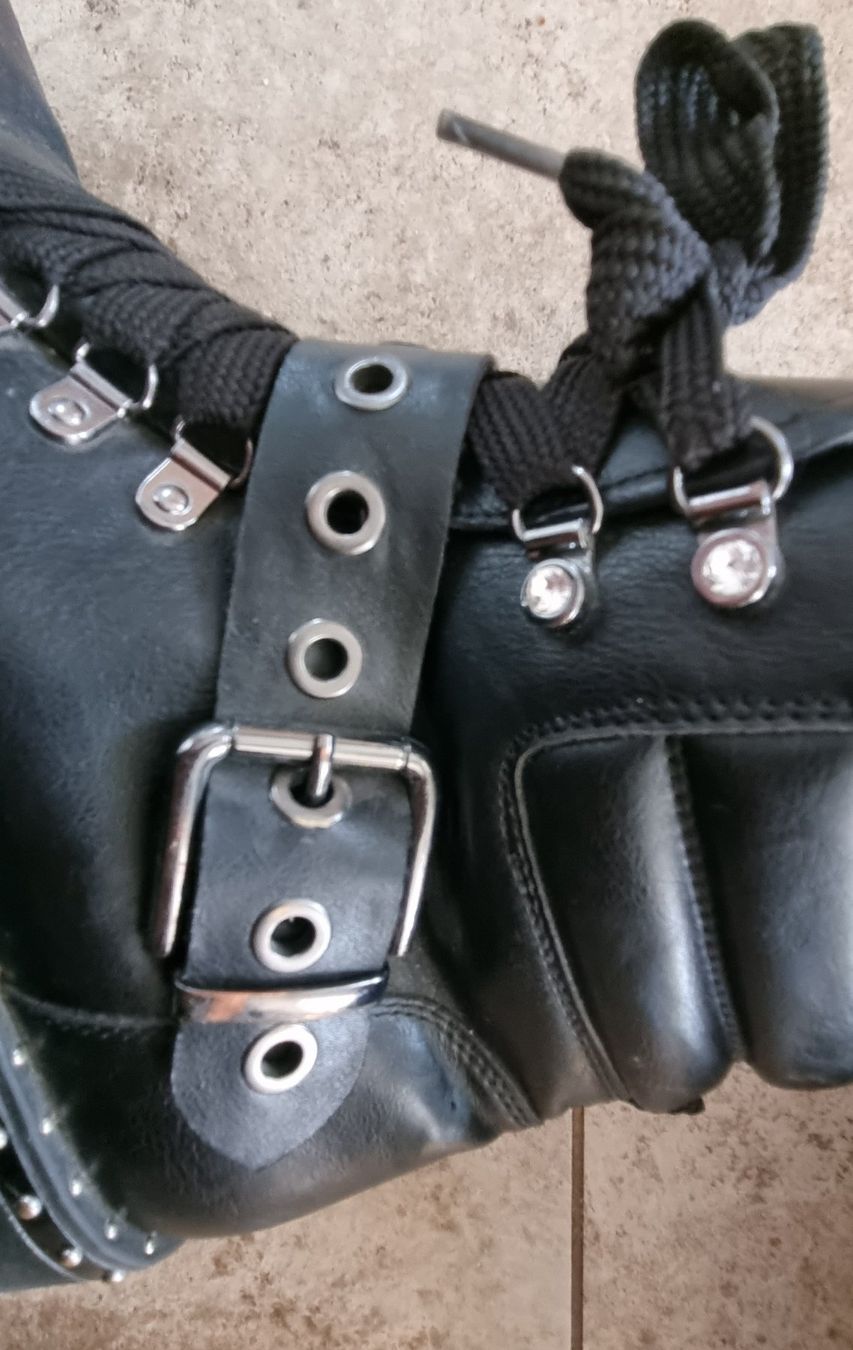 Scarpe da donna: Robuste Schuhe gr.41 – Nuovo (secondo la descrizione) da Grossdietwil venduto da GNOM313 2