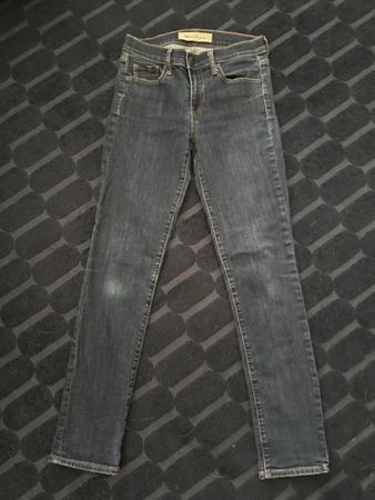 Gap 1969 Jeans Real Straight Dunkelblau Groesse 24R (Kurz)