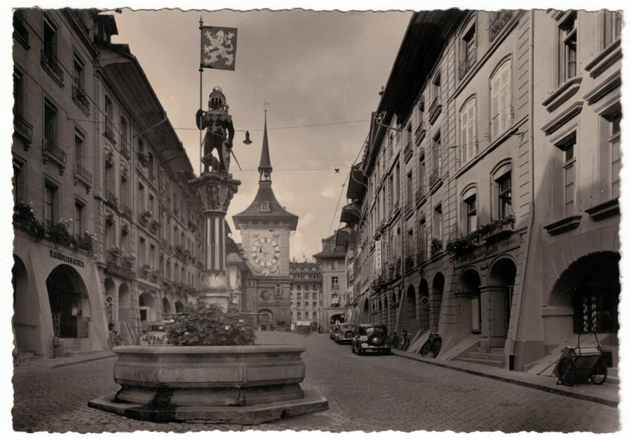 Ansichtskarten: Bern, Kramgasse, Zähringerbrunnen, Oldtimer um 1935 – Gebraucht aus Frauenfeld von POML