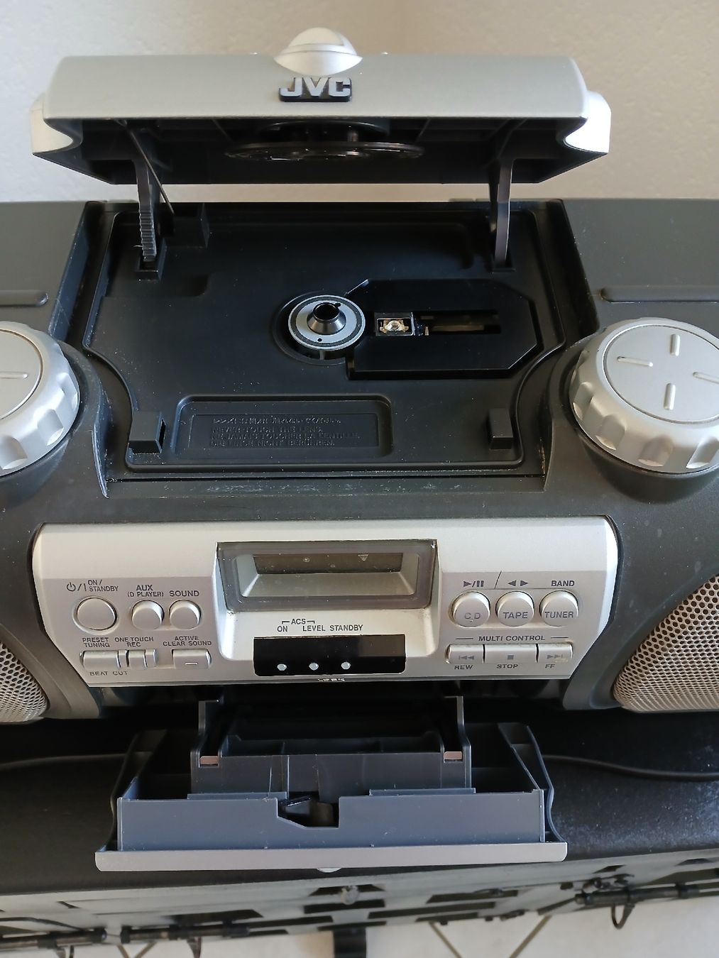 JVC RV-NB10B Ghettoblaster Boomblaster mit Fernbedienung (Gebraucht) in ...
