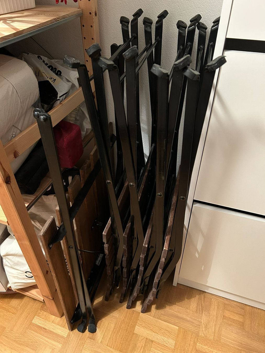 Ikea Set di tavolo e panche: IKEA TÄRNÖ Gartentisch mit 4 Stühlen – Usato da Rapperswil SG venduto da ReynorX