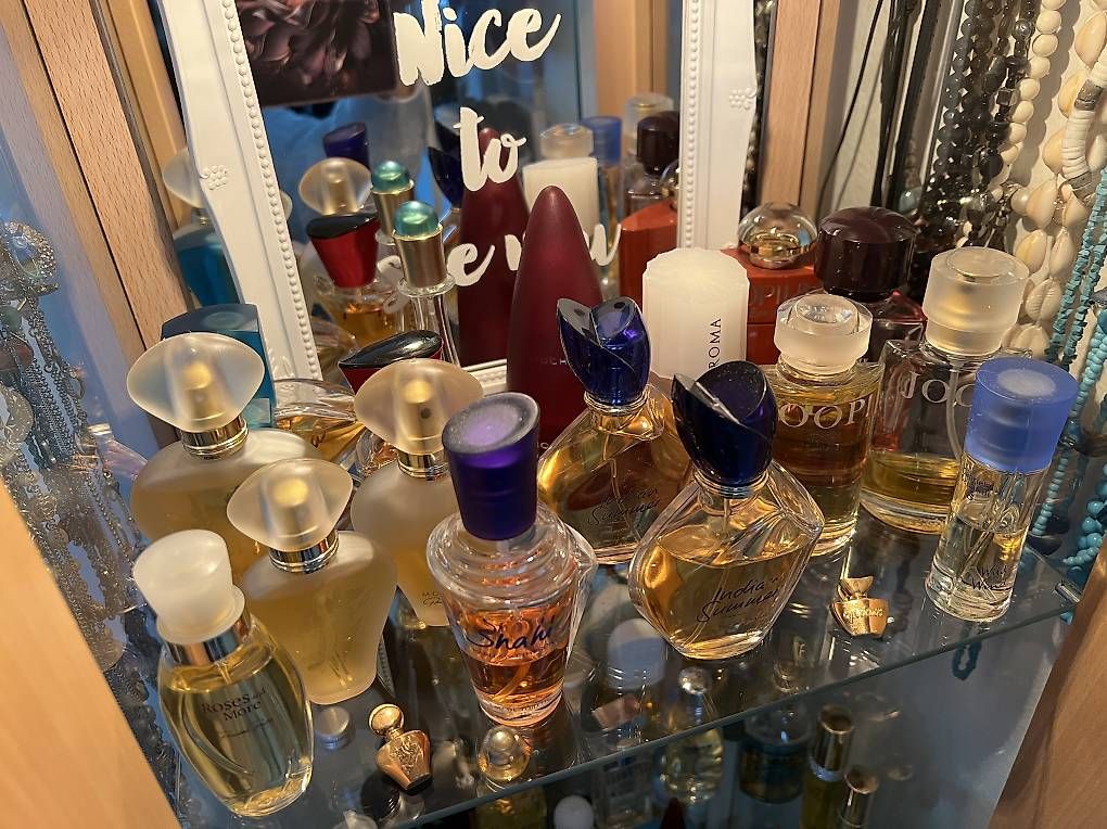 Parfum & Eau de Toilette: Parfum Sammlung  – Gebraucht aus Niedergösgen von tanjalc 1