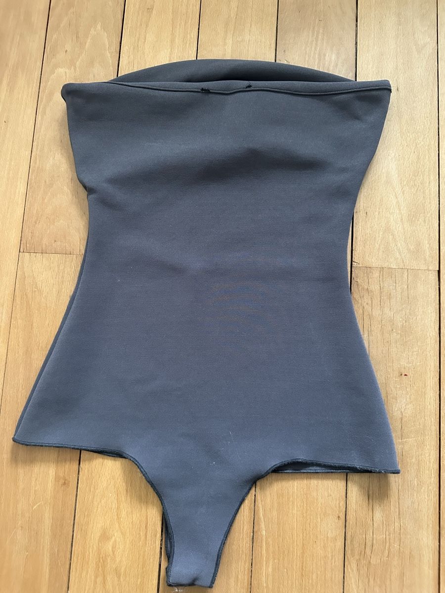 Zara Tops: Grauer Body – Neuf (Voir description) à Luzern par nee_zjh6 1