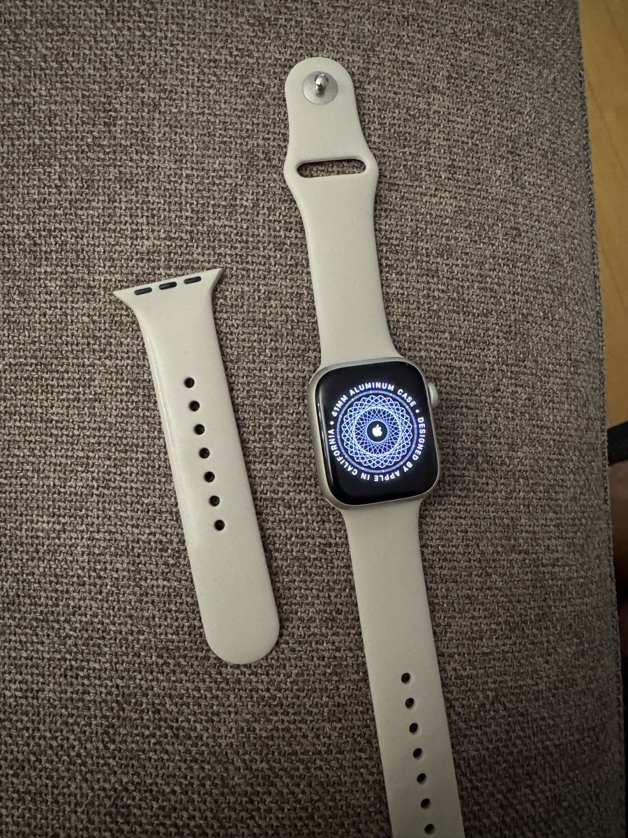 Apple Smartwatch: Apple Watch 7 Cellular, Silber, 41mm, Smartwatch – Gebraucht aus Baar von Tailanjet