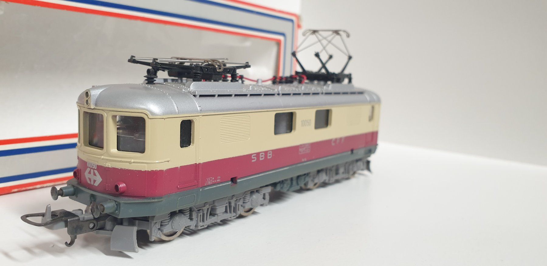 Lima Trains électriques: Lima SBB Re4/4 TEE H0/DC – D'occasion à Neuenhof par ludovicco 4