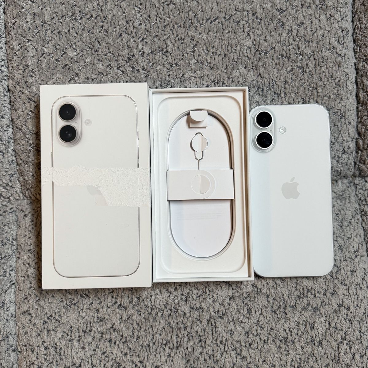 Apple Handys / Smartphones: iPhone 17 blanc – Neu (gemäss Beschreibung) aus Sorens von purpureta 1