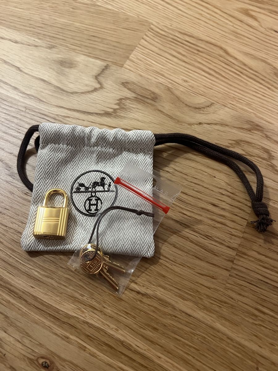 Hermès Borse da donna: Hermès Picotin 18 Cargo Pocket black – Nuovo e nell'imballaggio originale da Siebnen venduto da sellingmystuff1 6