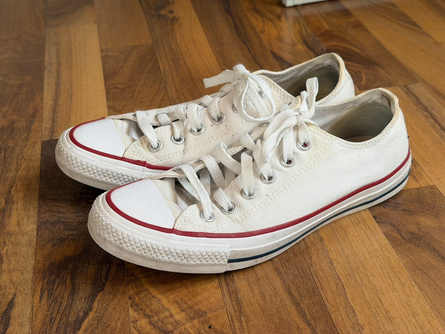 Converse Chaussures femmes: Converse – D'occasion à Grandvaux par b_lucia_s 1