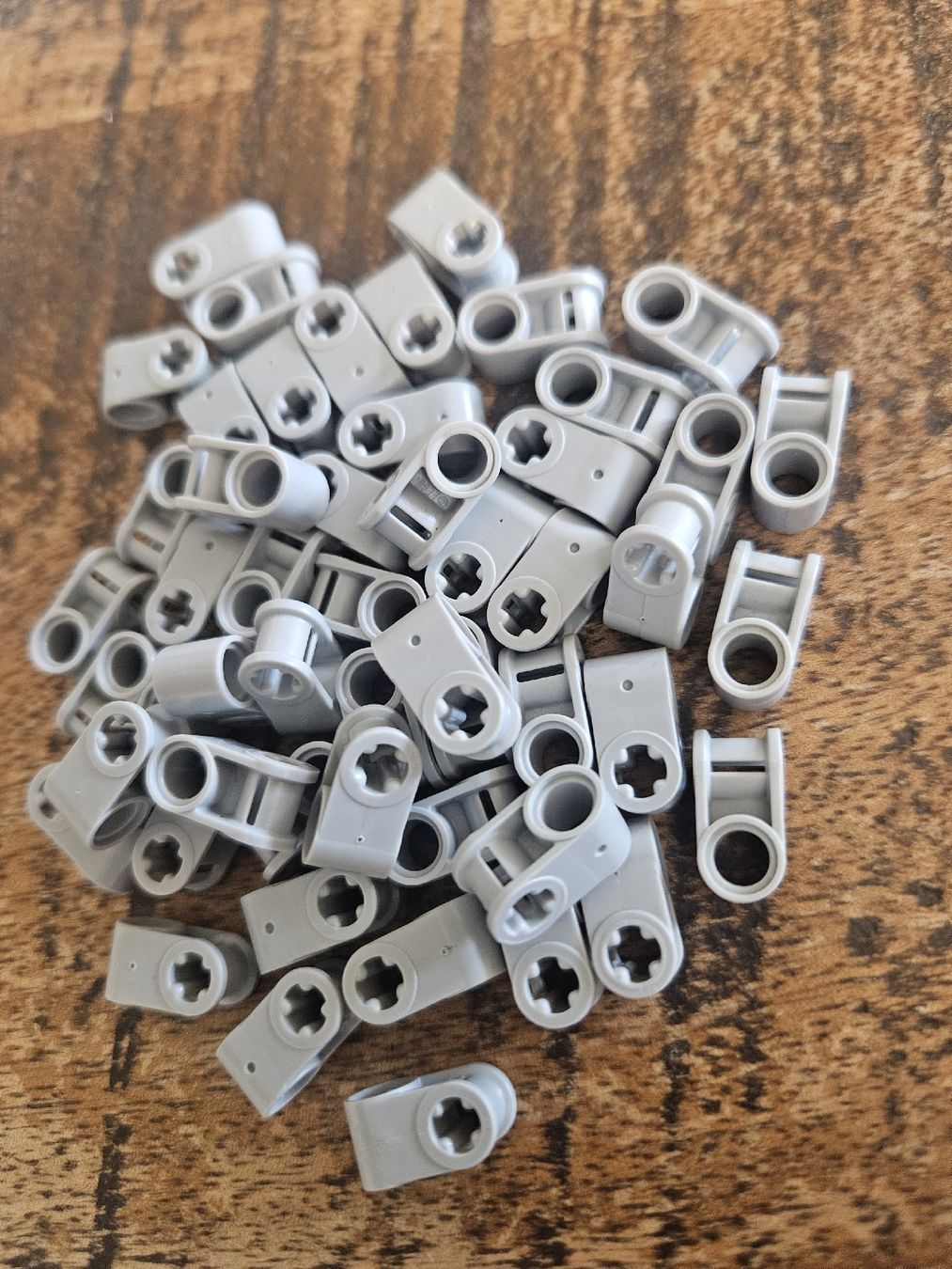 Lego Kit di costruzioni: lego 6536 lot de 5p pièces Light Bluish Gray Technic, Axle – Usato da Confignon venduto da Ecrofigs 1