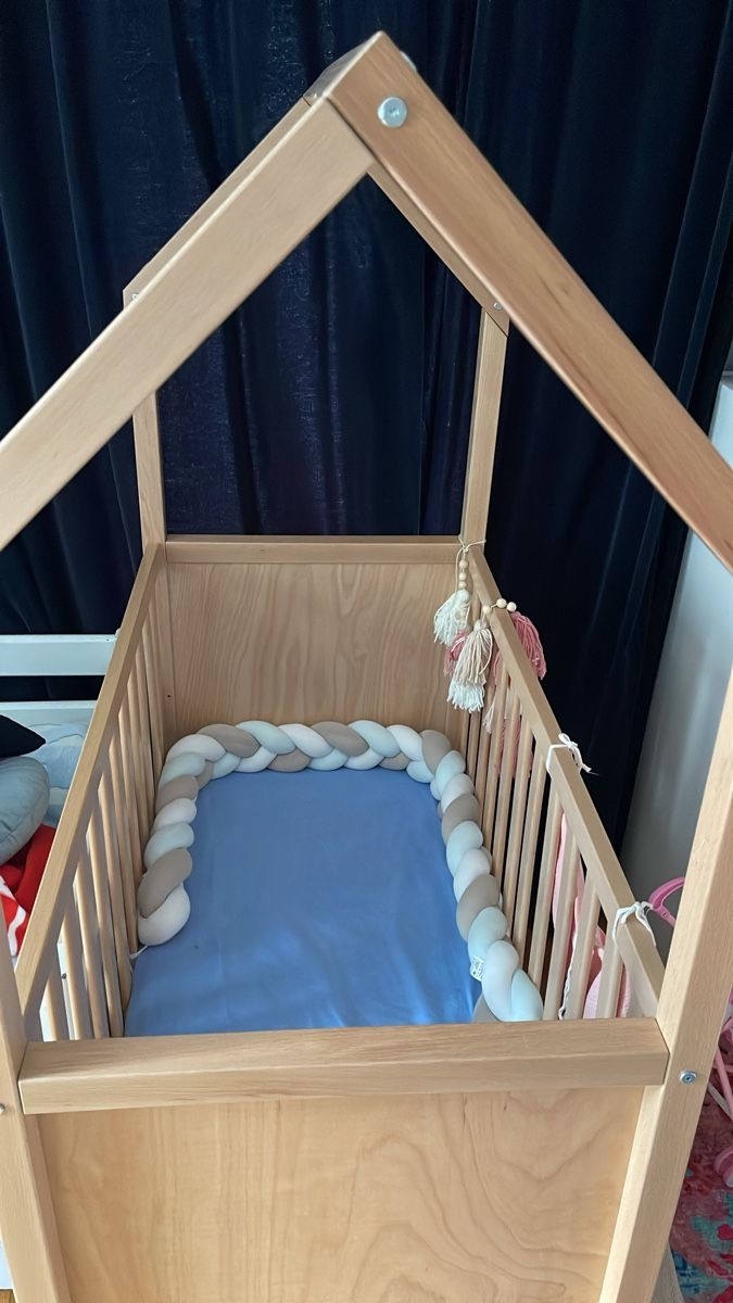 Letti: Baby,- Kinder Hausbett – Usato da Davos Platz venduto da anj_n8mh 1