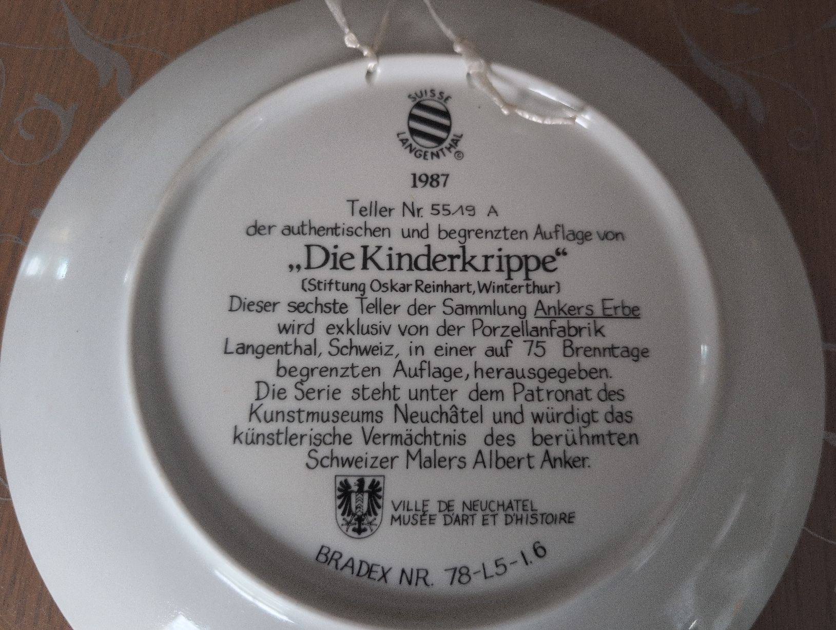 Tutte le decorazioni: Assiette décorative "Die Kinderkrippe" – Usato da CORMINBOEUF venduto da savaja 1
