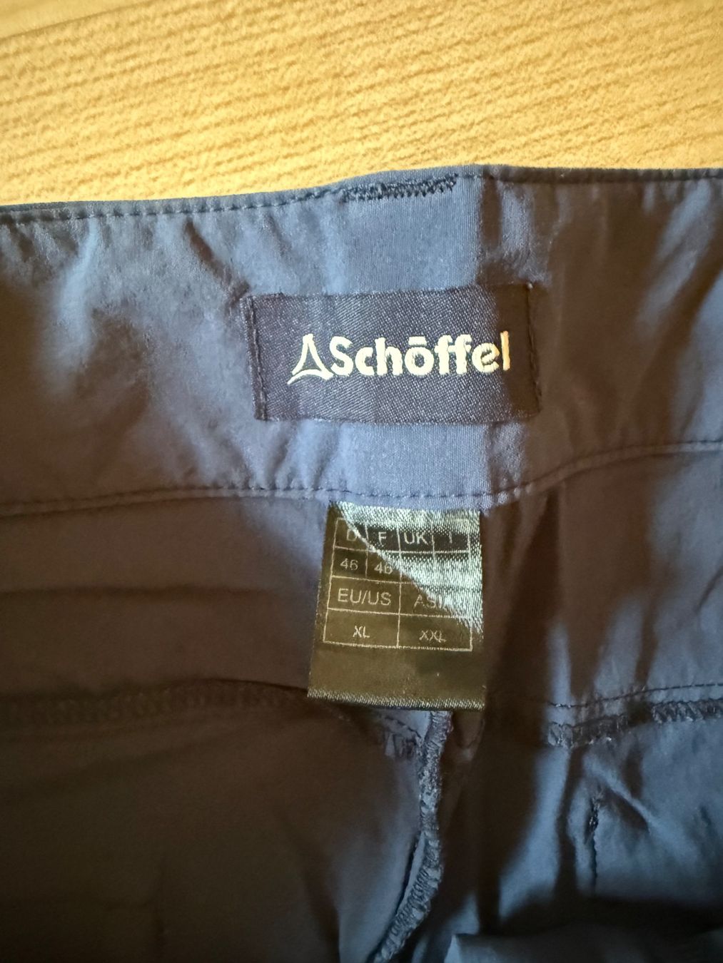 Schoeffel Pantaloni: Schöffel Wandershorts – Usato da Berneck venduto da moonrise01 1