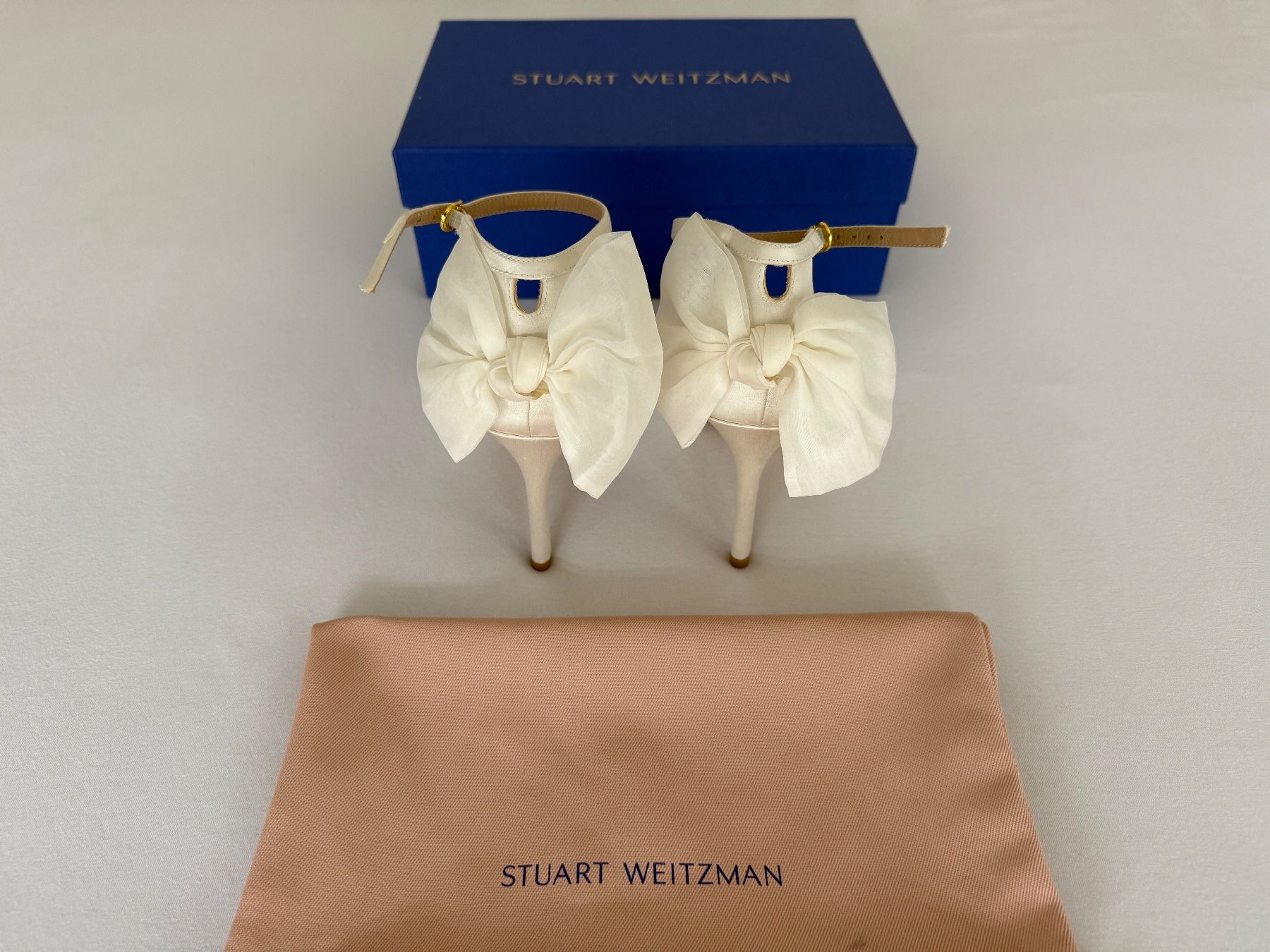 Stuart Weitzman Damenschuhe: Stuart Weitzman Nudistsong Mesh Bow Sandaletten – Neu (gemäss Beschreibung) aus Pfäffikon SZ von Redwulf34 1