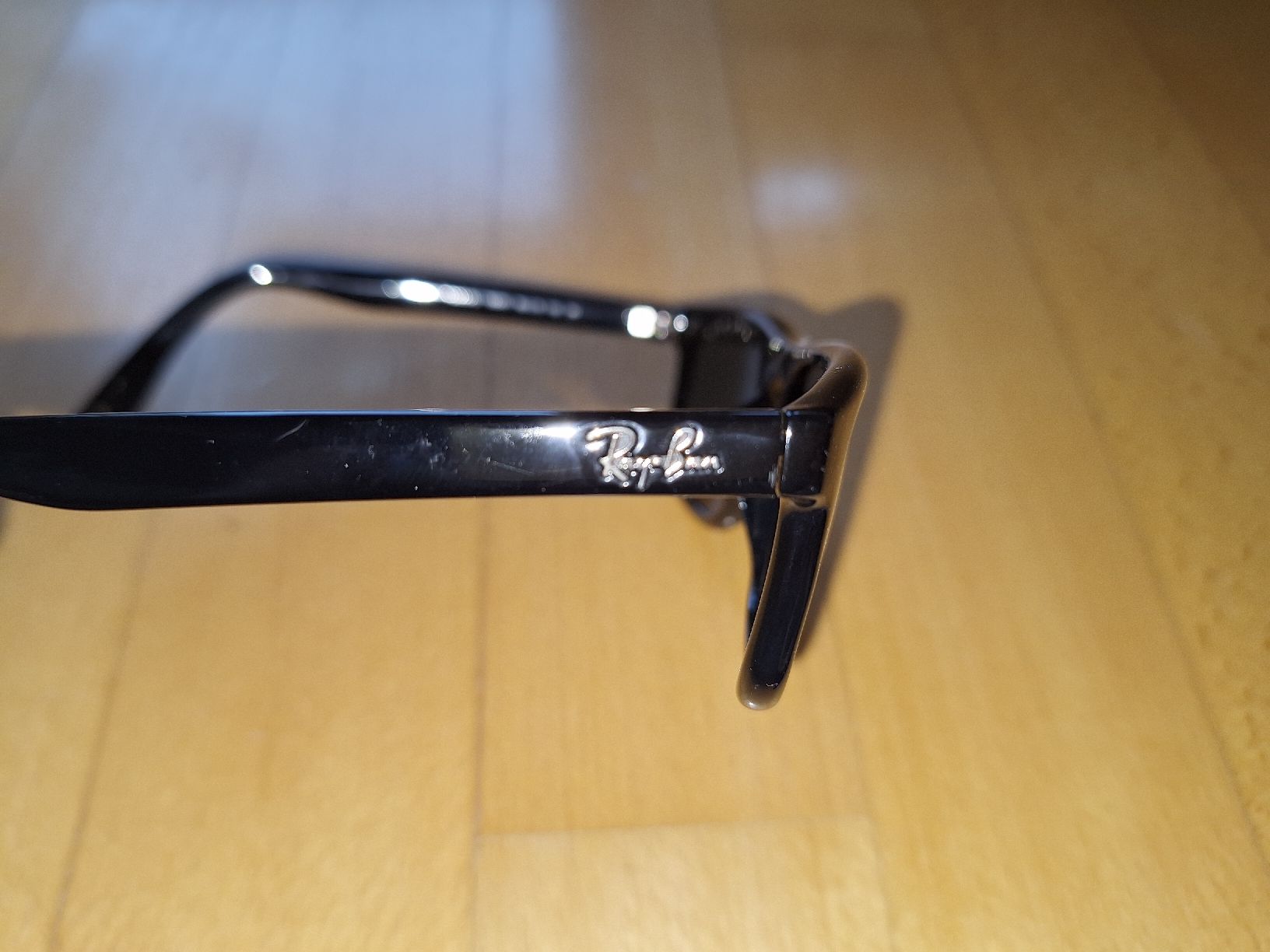 Ray-Ban Occhiali & Lenti: Ray Ban Kinder-Sonnenbrille mit Etui – Usato da Oberrieden venduto da smarties949 4