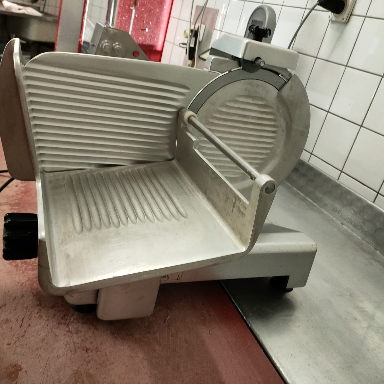 Tutte le macchine: Aufschnittmaschine gut erhalten – Usato da Hettlingen venduto da Grizzly077 2