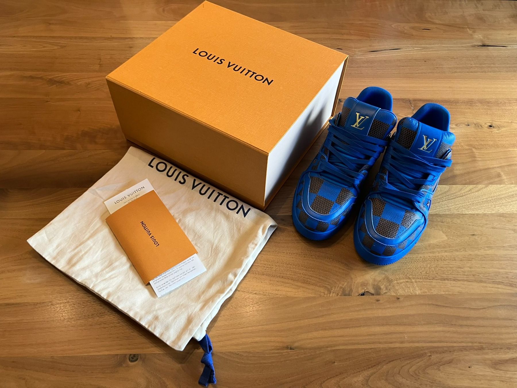 Louis Vuitton Herrenschuhe: Louis Vuitton Trainer Sneaker blau, Gr. 6 / 40 - 40.5 – Neu und originalverpackt aus Zäziwil von Bewy1 3