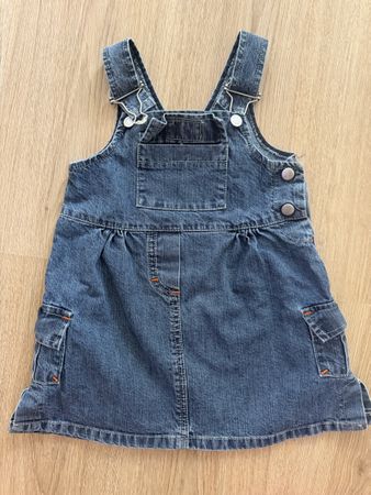 Jeans-Kleidchen / Trägerkleid, Grösse 80
