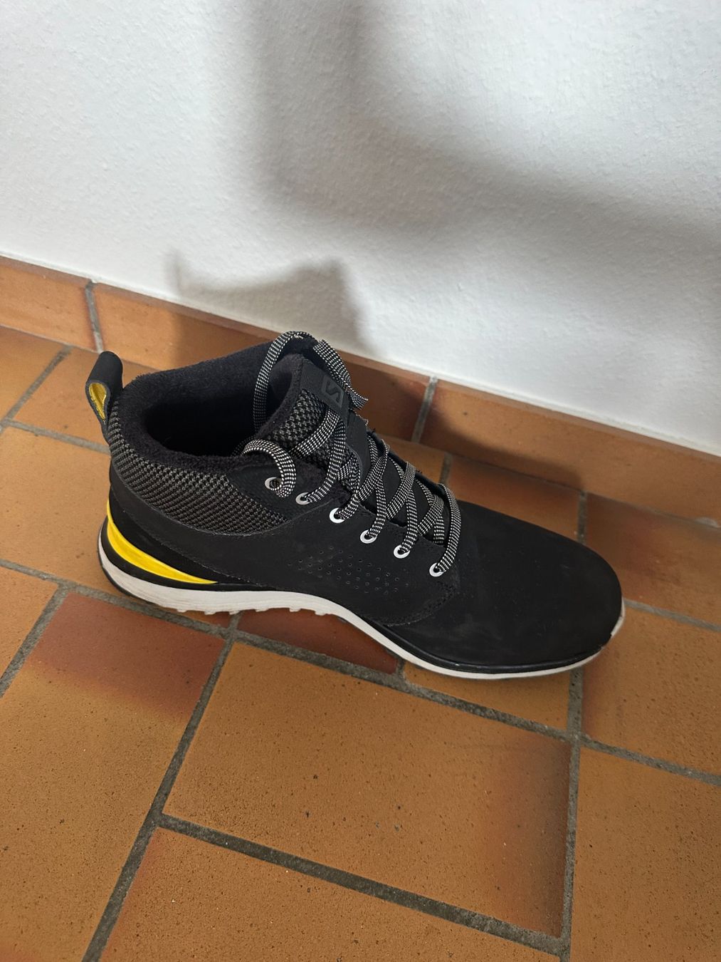 Scarpe da uomo: Salomon 44.5 – Usato da Zürich venduto da Odeono 2