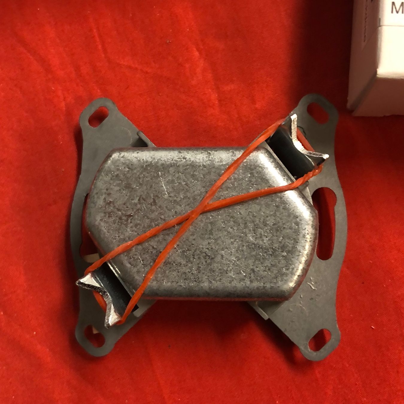 Spine: Polytron ADV 11 Breitband-Antennensteckdose – Usato da Neerach venduto da Arbimus 4