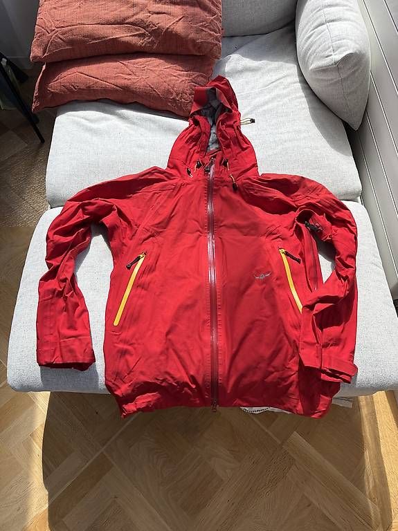 Giacche: Bergjacke wie goretex – Usato da Bern venduto da RinBern