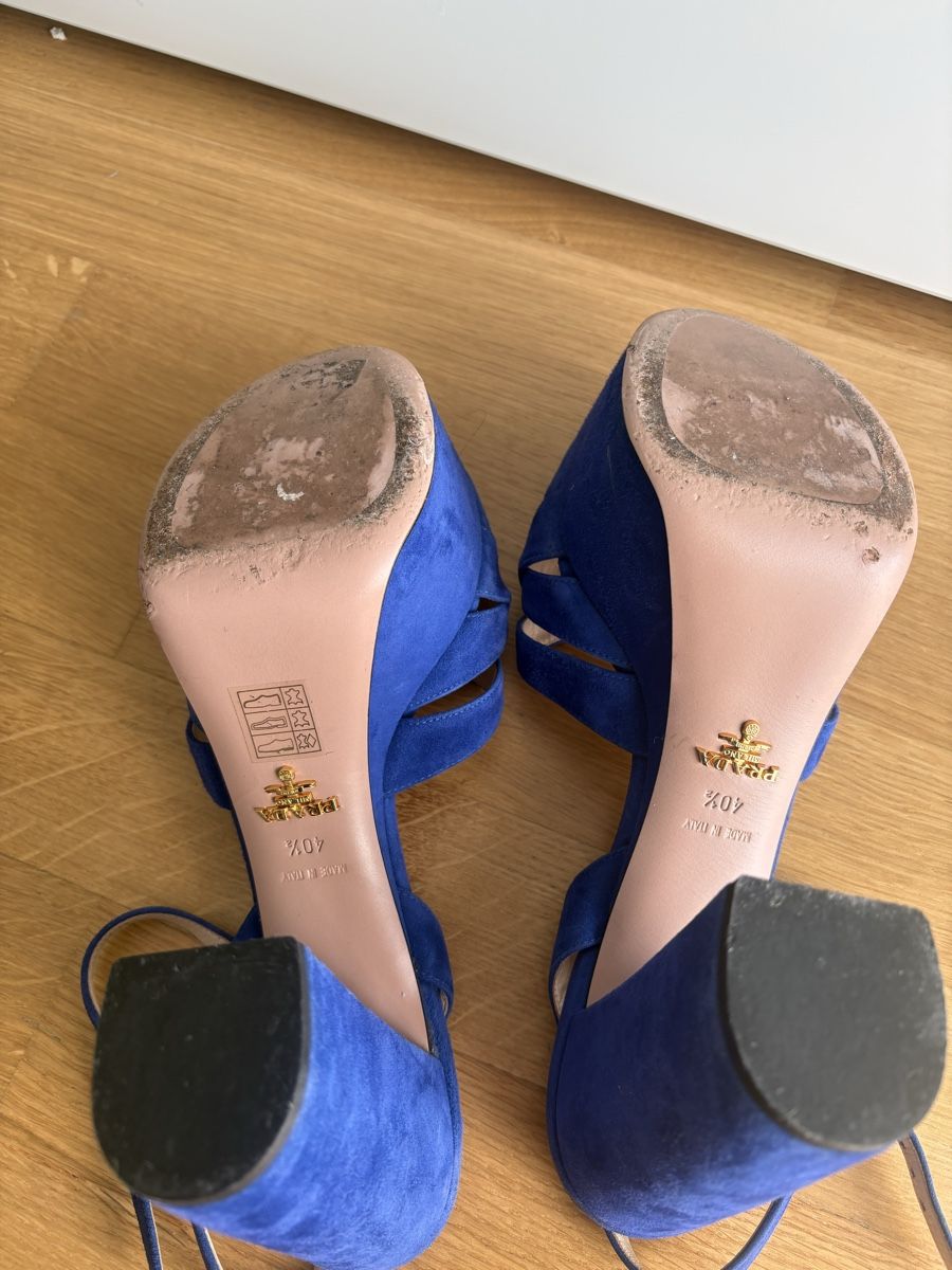Prada Scarpe da donna: Prada Blue Suede Platform Heels - Size 40,5- Fabulous! – Usato da Zürich venduto da ann_nr5g 2