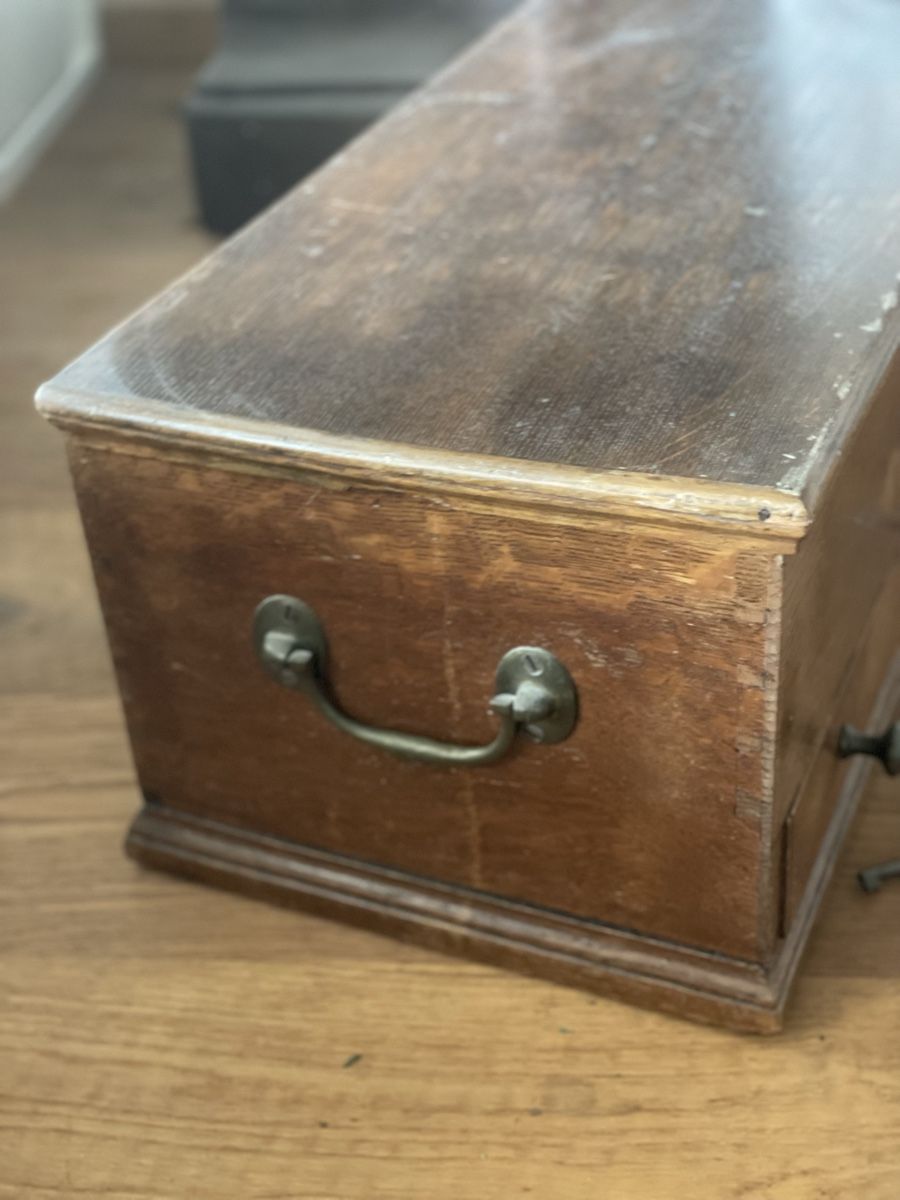 Cassapanche: Antike, kleine Truhe – Usato da Schaffhausen venduto da marakesch41 6