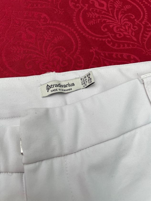 Stradivarius Hosen: Damen Hose Stradivarius 38 weiss – Neu (gemäss Beschreibung) aus Bergdietikon von antovale 1