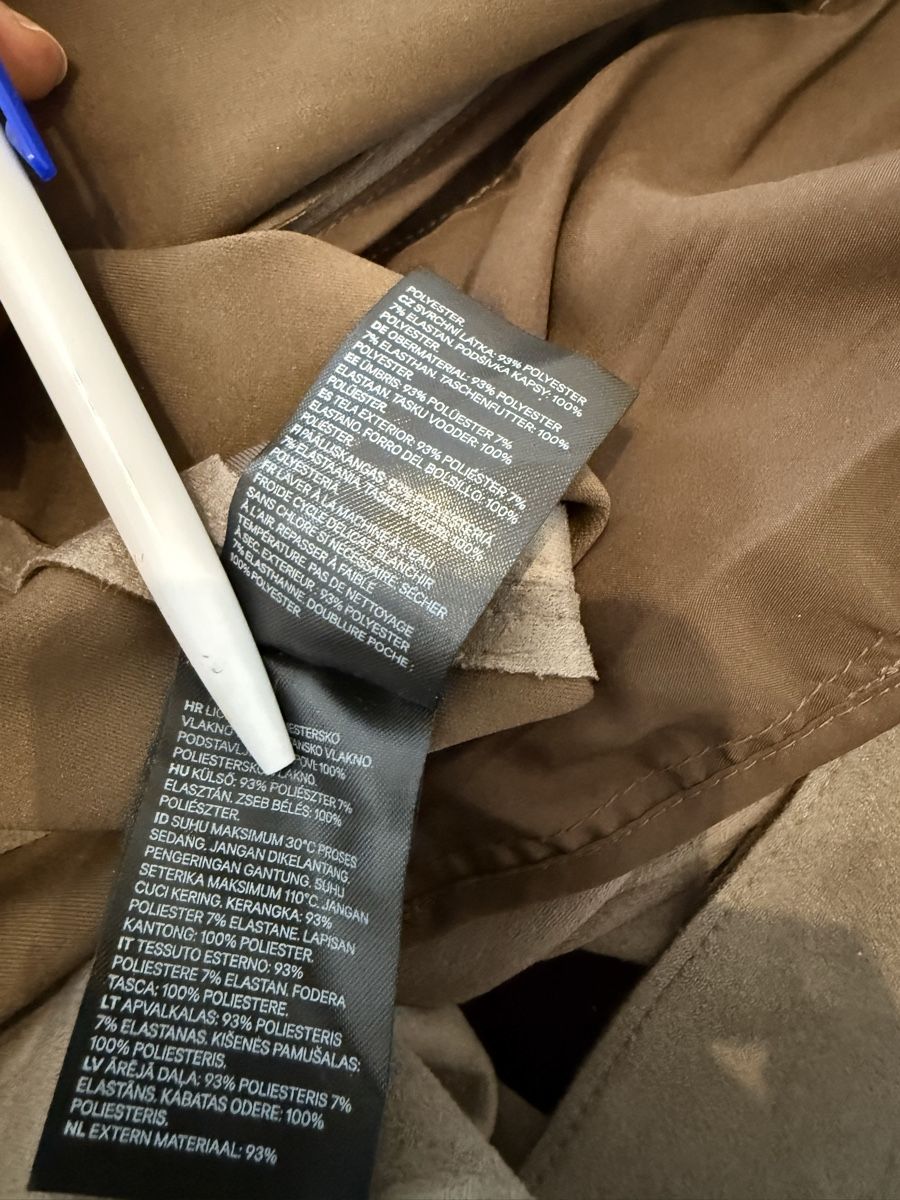 H&M Jacken: Veste H&M – Gebraucht aus Le Locle von tchanatakoua 8