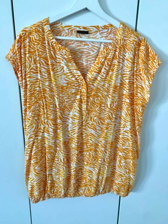Luftiges Top EUR 42