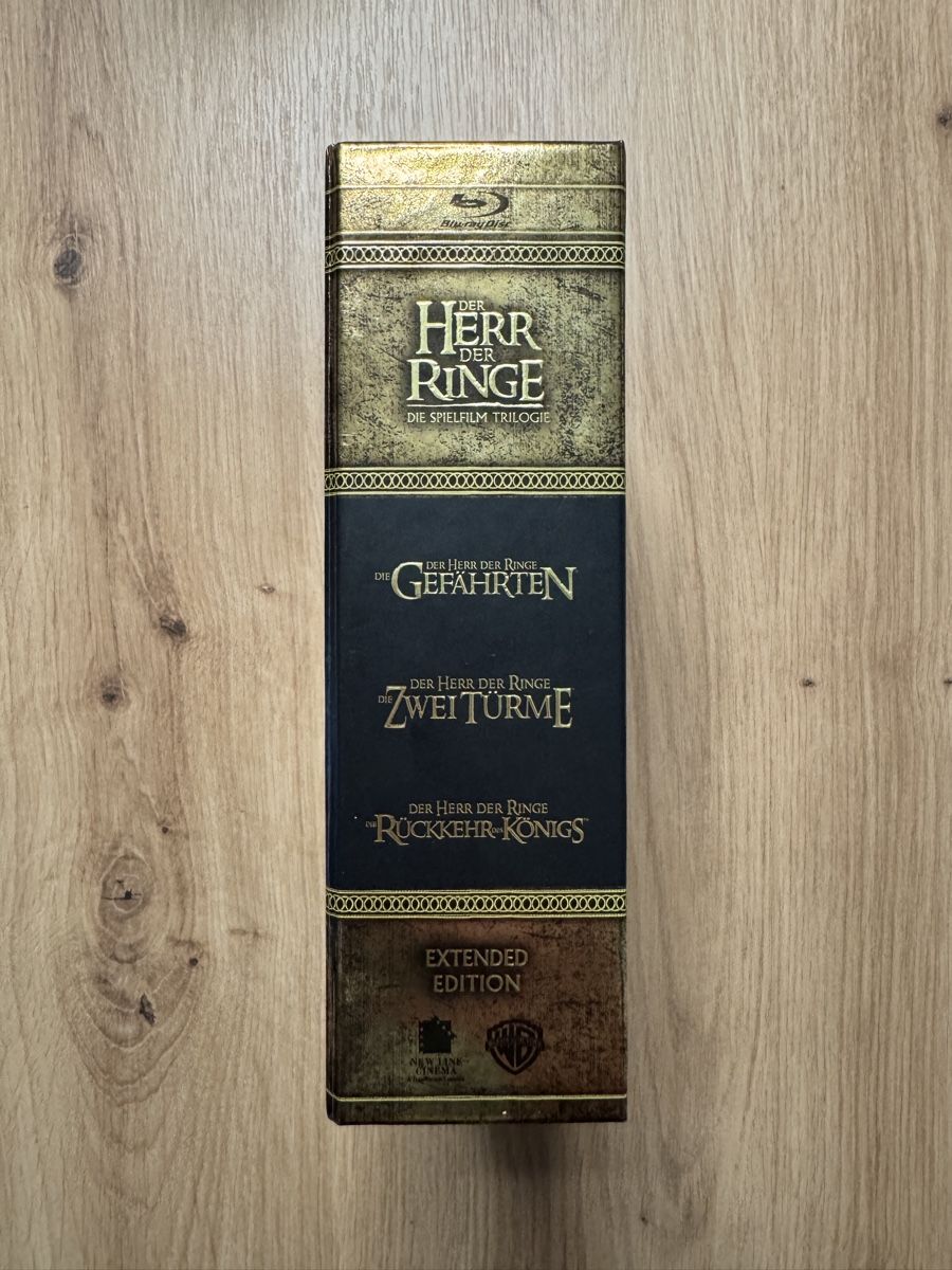 Tutti i DVDs: Der Herr der Ringe Trilogie Extended Edition Blu-ray Box – Usato da Biberist venduto da etesummer 1