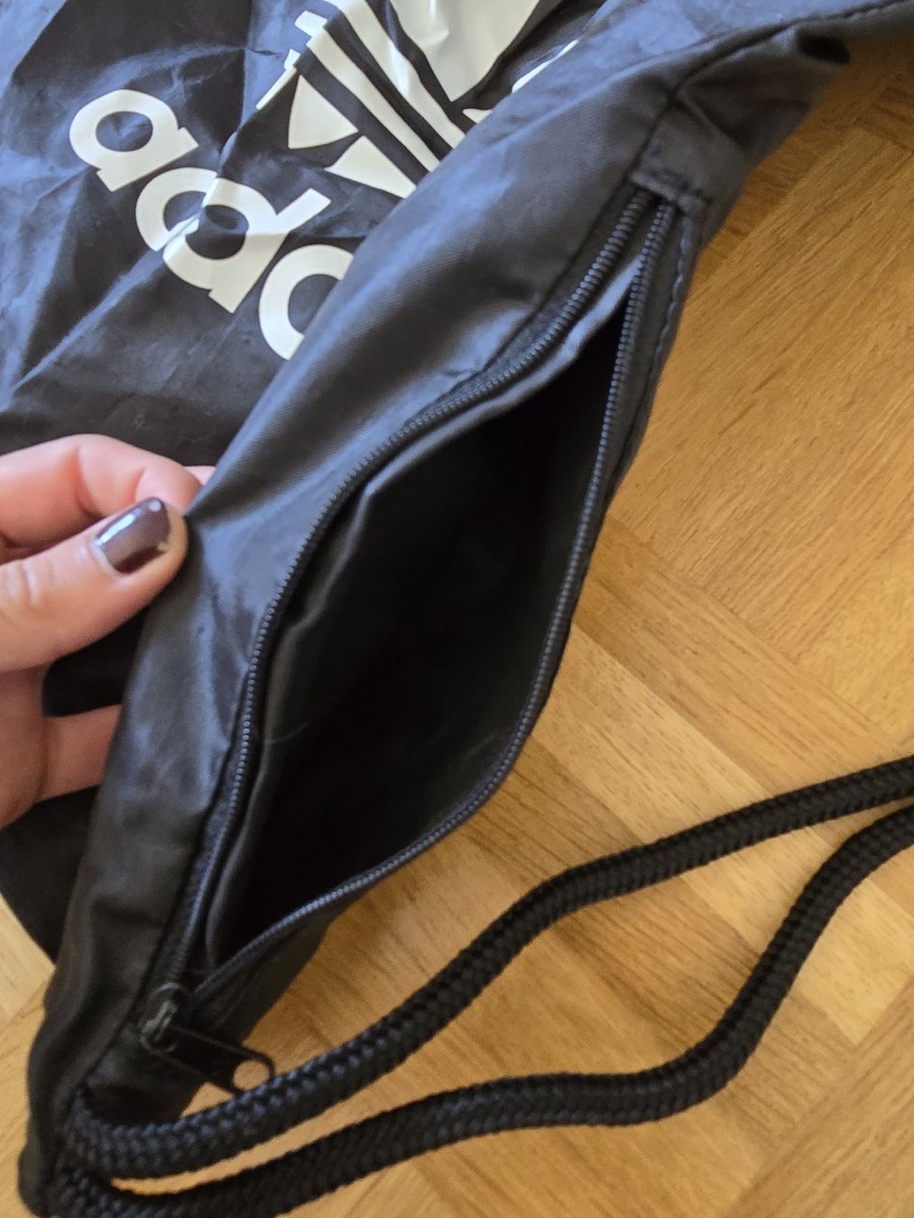 Adidas Taschen: Adidas Gym Bag – Gebraucht aus Belp von sar_r7ls 1